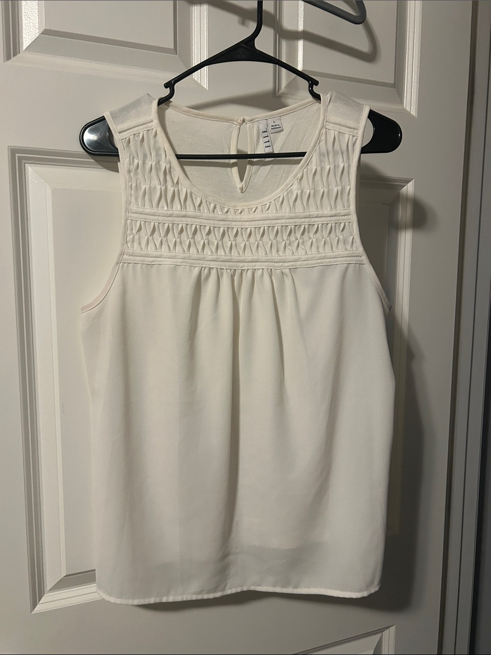 Elle Cream Sleeveless Textured Top